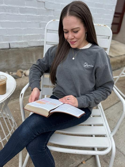 Grace Embroidered Sweatshirt Grey