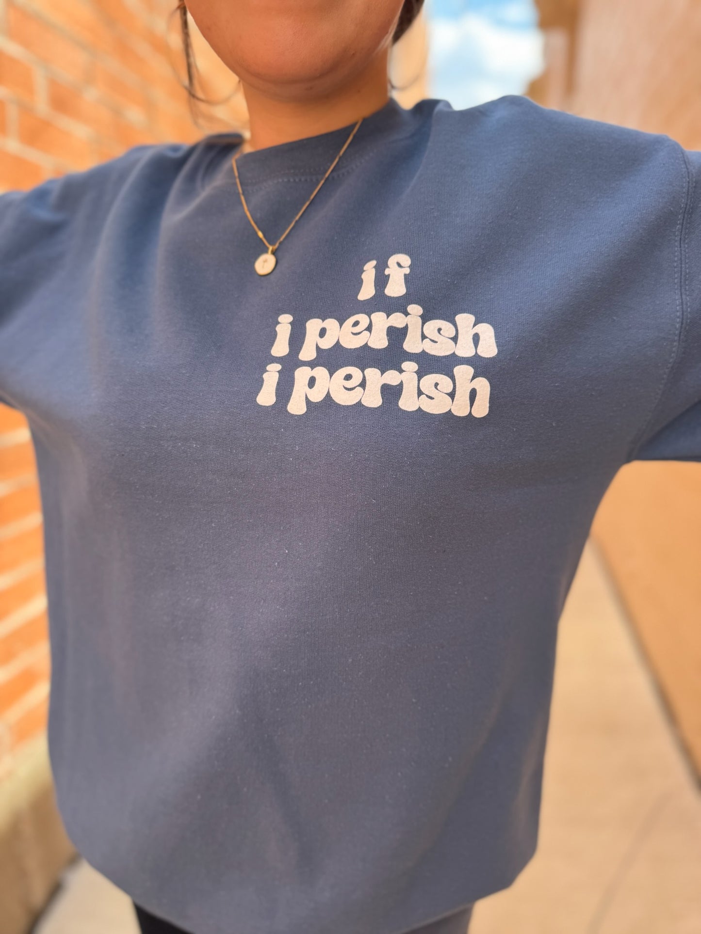 Esther’s Arise Sweatshirt Blue